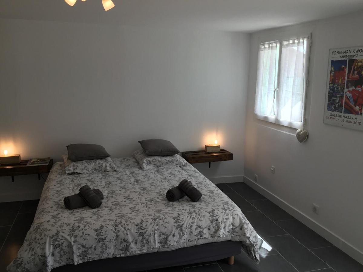 La Maison Du Bonheur Cotignac Luaran gambar
