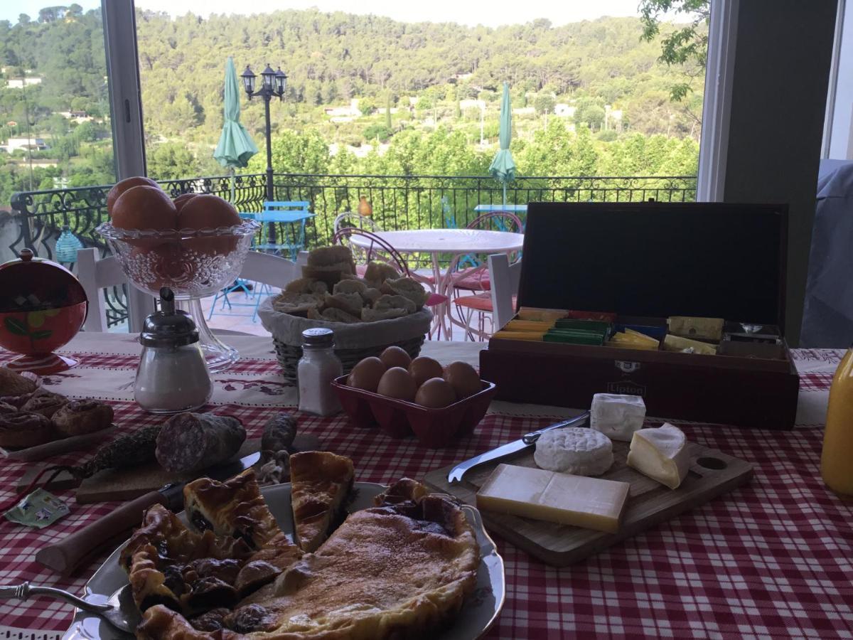 La Maison Du Bonheur Cotignac Luaran gambar